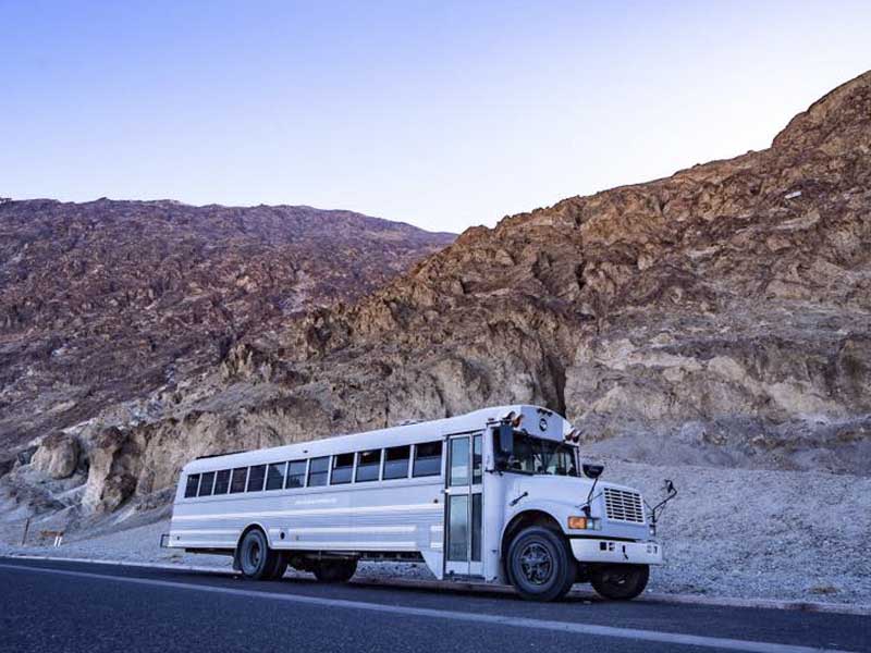 carretera autobus escolar expedition happiness